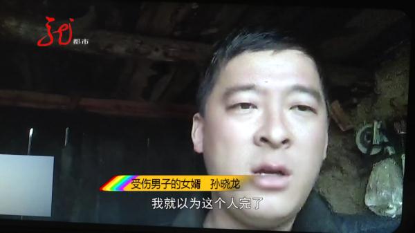 男子不幸与黑熊狭路相逢，血肉模糊！他倒地装死